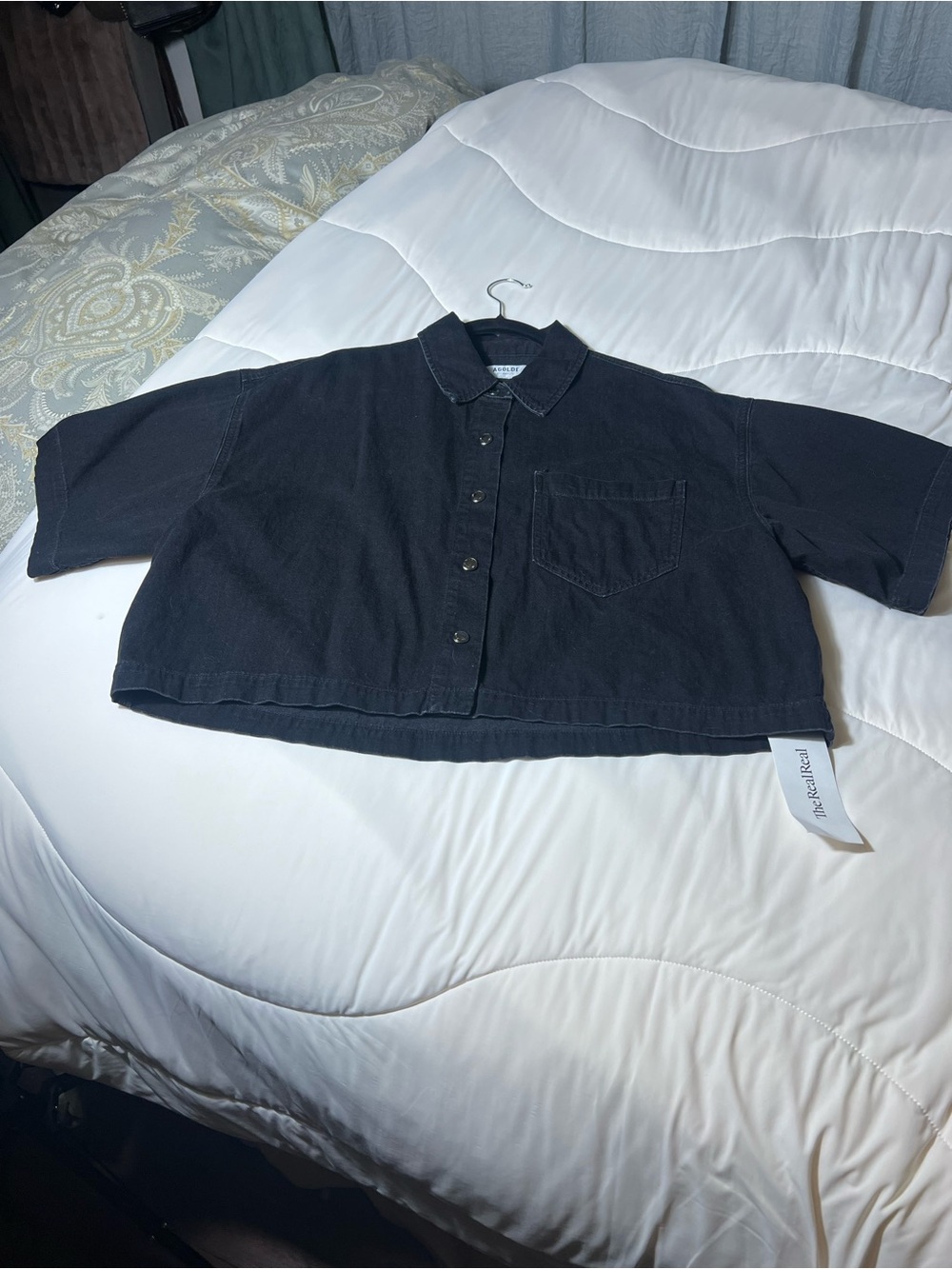 Agolde Rona Oversized Boxy Black Cropped Button-Front Shirt Jacket in Black